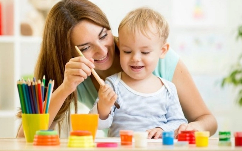 Các bước dạy bé tô màu đúng cách