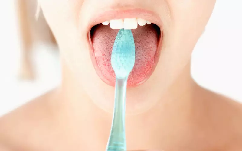 Đừng quên vệ sinh lưỡi