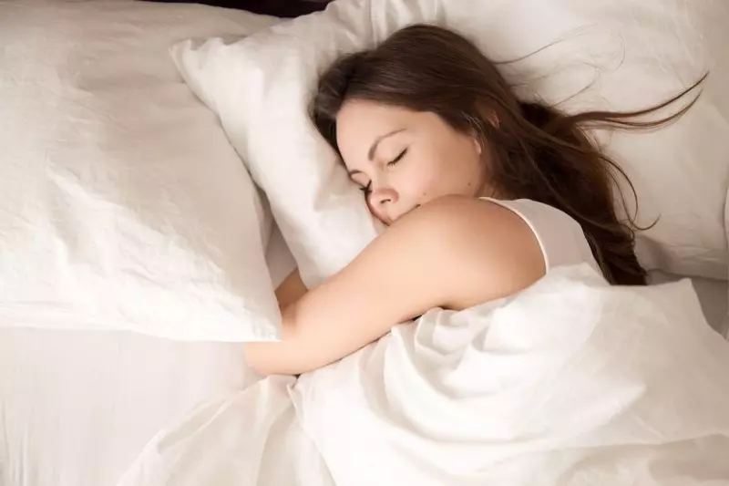 Tinh dầu quế giúp giảm căng thẳng, ngủ ngon hơn