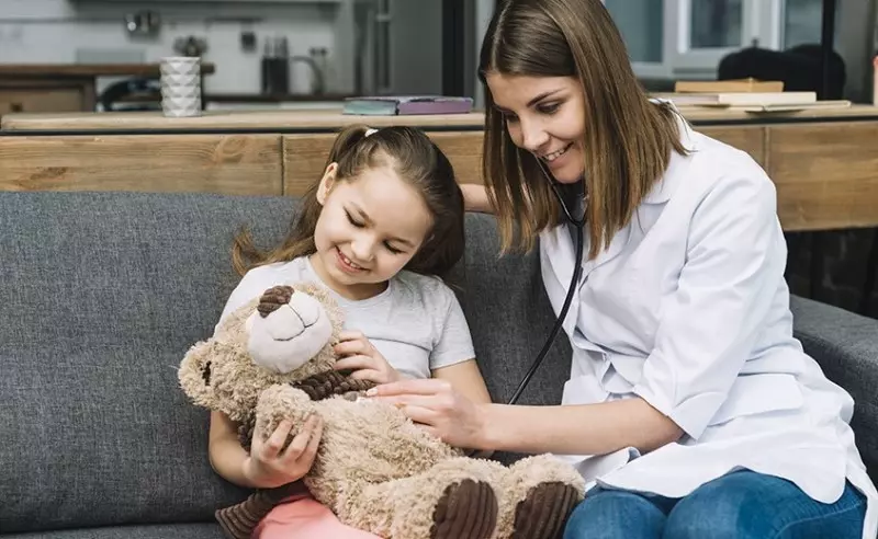 Có nhiều chủ đề mà mẹ có thể cùng bé tham gia