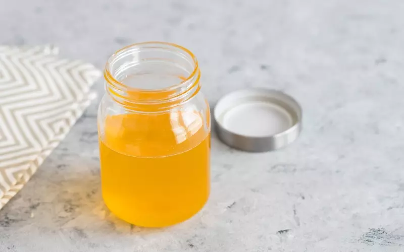 Bơ ghee chứa nồng độ chất béo và phần trăm dinh dưỡng cao hơn so với bơ thường
