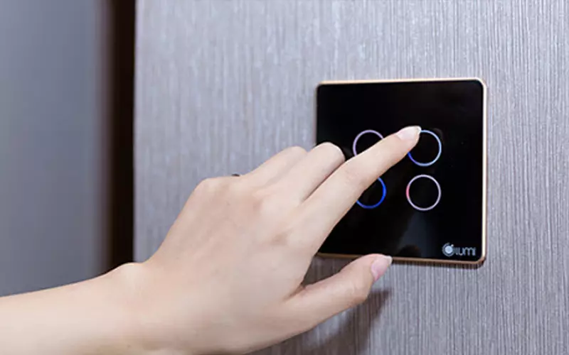 Bạn có thể điều khiển công tắc từ xa