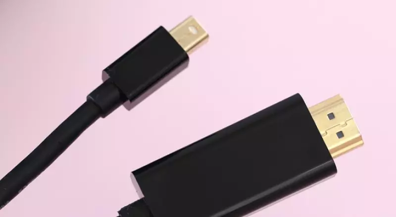 Thực tế, DisplayPort có thể xử lý độ phân giải đến 2560 x 1600 pixel ở khoảng cách 5m