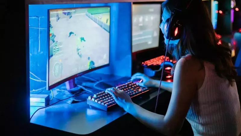 Những game thủ chuyên nghiệp thích thú với cả trò chơi dễ và khó
