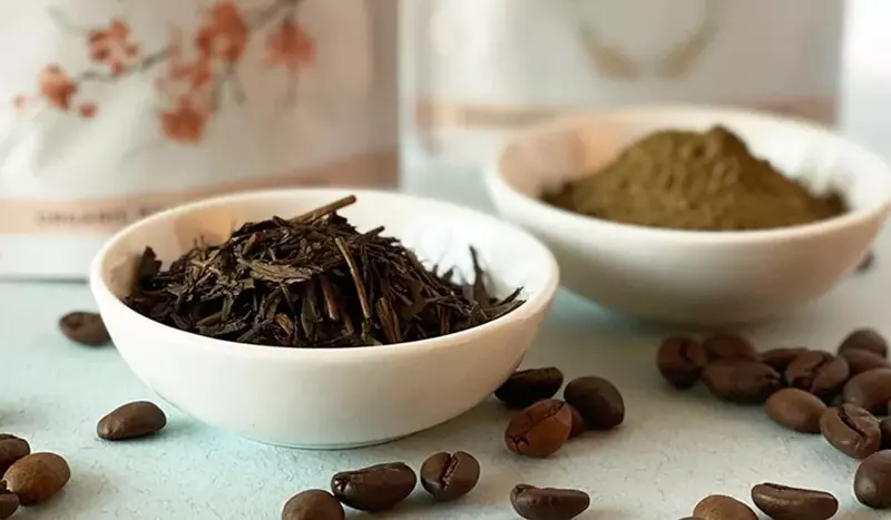 Hojicha là 1 loài trà xanh nổi tiếng của Nhật Bản