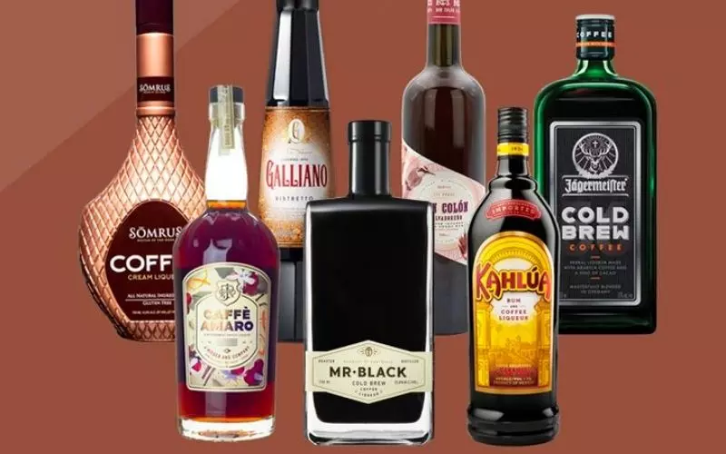 Coffee liqueur (rượu mùi cà phê) tạo hương thơm quyến rũ