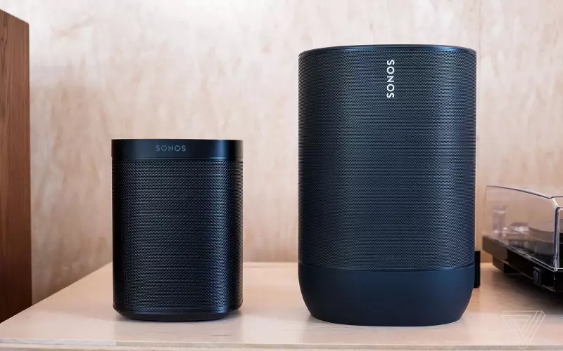 Loa thông minh Sonos One được thiết lập sẵn các dịch vụ truyền phát nhạc và radio Internet phổ biến