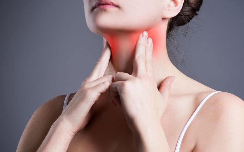 Mật ong Manuka điều trị viêm họng hiệu quả