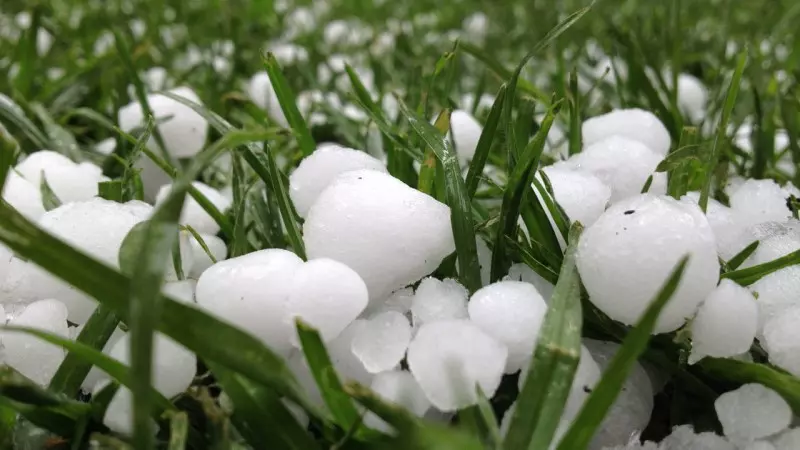 Mưa đá thường có 2 dạng