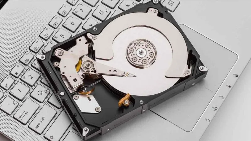 Khả năng tìm kiếm và khôi phục mọi file một cách dễ dàng, kể cả những file đã xóa rất lâu