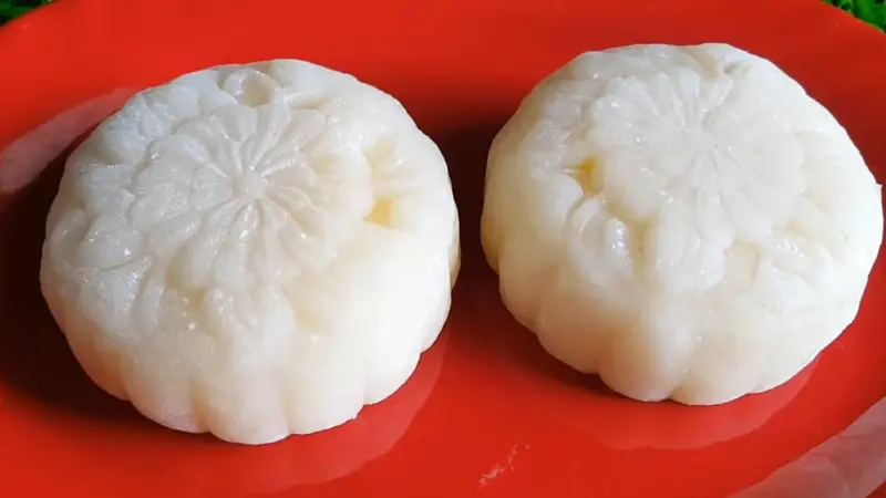 Bột nếp chín thường được sử dụng để làm bánh dẻo