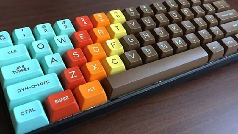 Những người yêu thích loại bàn phím này có thể dễ dàng phối keycap theo sở thích của họ