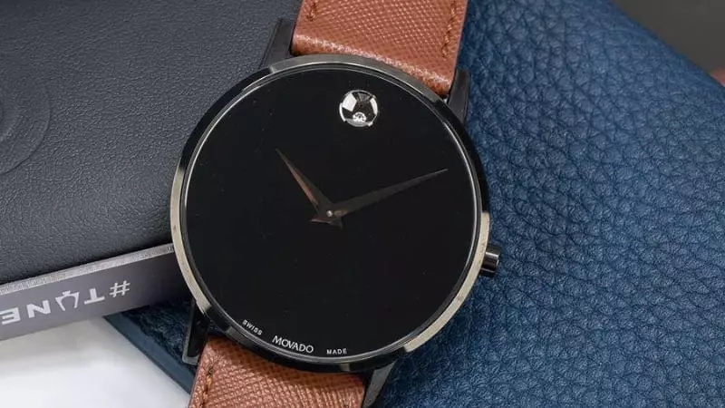 Đồng hồ mặt kính Sapphire sở hữu những điểm hạn chế