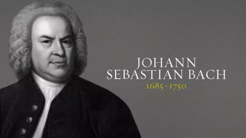 Johann Sebastian Bach, ông là một nhà soạn nhạc, nghệ sĩ vĩ cầm, organ, đại hồ cầm người Đức