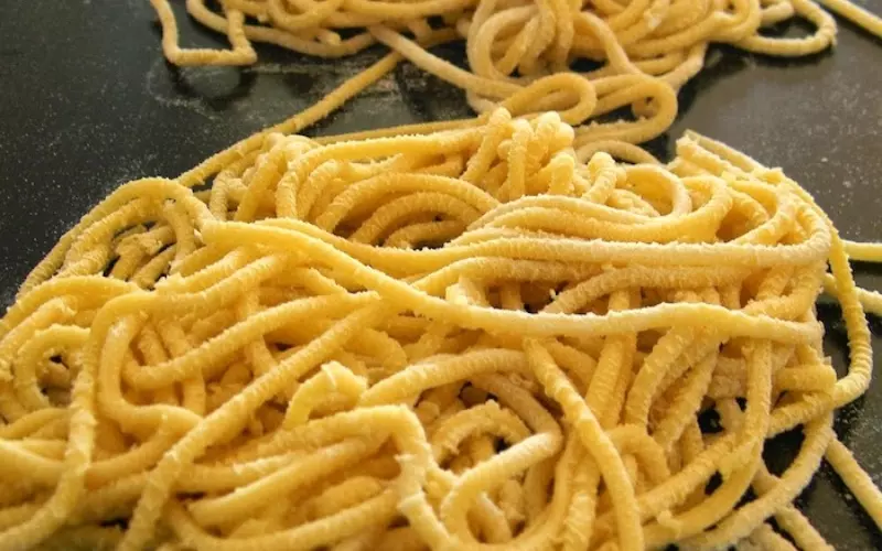 Pasta được làm từ bột mì nguyên cám
