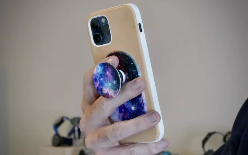Những chiếc PopSocket sẽ giúp điện thoại của bạn thêm phần cá tính