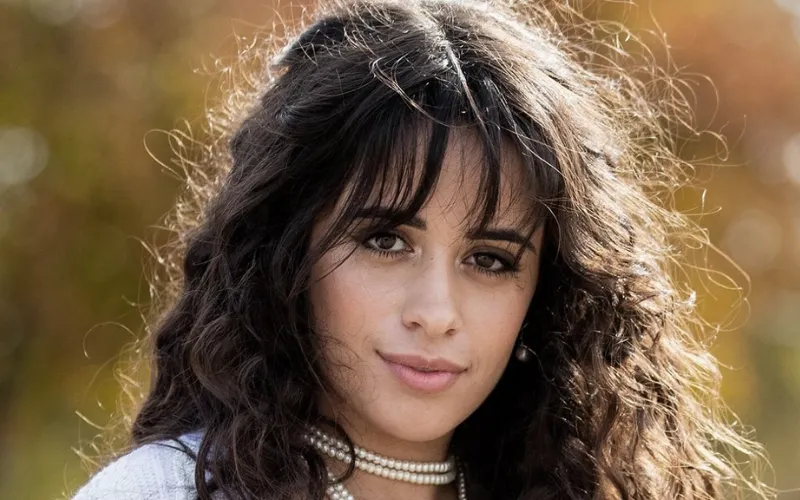 Karla Camila Cabello Estrabao là ca sỹ người Mỹ gốc Cuba