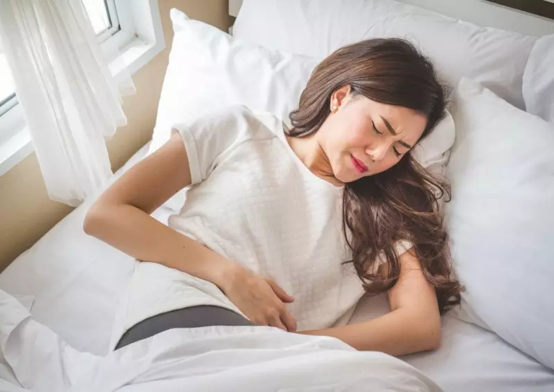 Nhịn lâu ngày dễ dẫn đến tình trạng táo bón