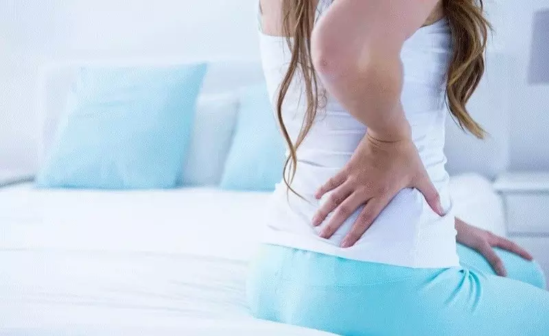 Chứng này sẽ làm các cơ vùng bụng co không đủ mạnh hoặc cơ sàn chậu không dãn ra
