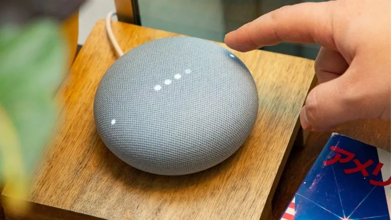 Google Home là hệ thống hiện đại nhất hiện nay, được phát triển bởi Google