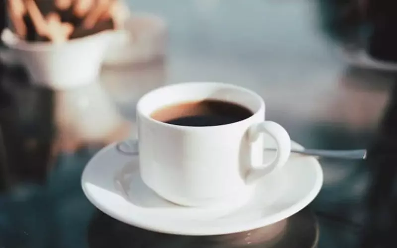 Tách Americano Anh Quốc béo ngậy