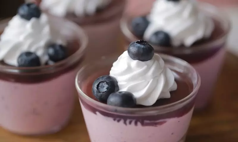 Bánh mousse việt quất là món bánh ngon và bổ dưỡng