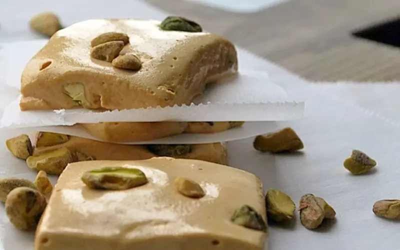 Đây là loại kẹo nougat trắng được xuất xứ từ Ba Tư