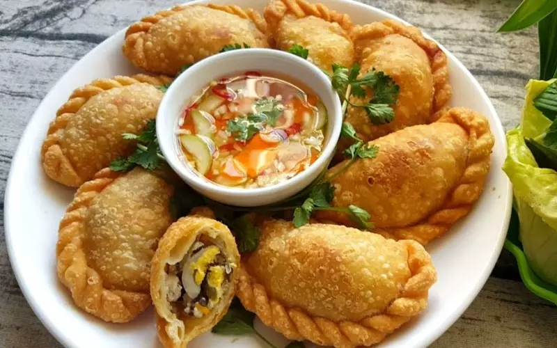 Thưởng thức hương vị của bánh quai vạc