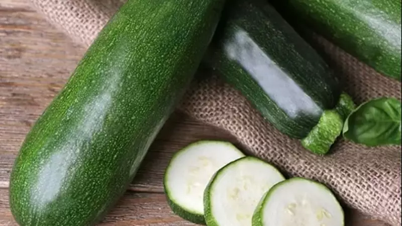 Bí ngòi có thể được sử dụng linh hoạt và ăn sống hoặc nấu chín