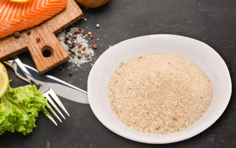 Làm bột canh từ thịt heo rất đơn giản