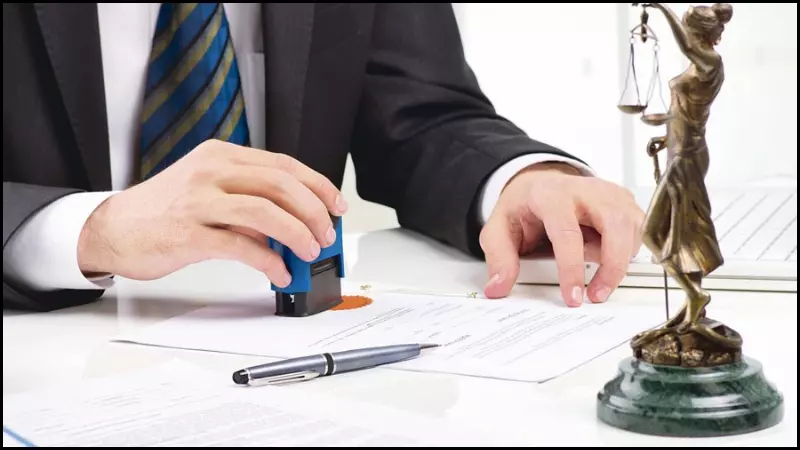 Công chứng là quá trình xác nhận tính hợp pháp và chứng cứ của một văn bản hoặc hợp đồng
