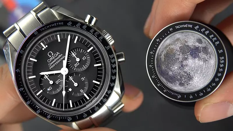 Omega Speedmaster Professional ra mắt vào năm 1957 và sở hữu thiết kế Moon Watch