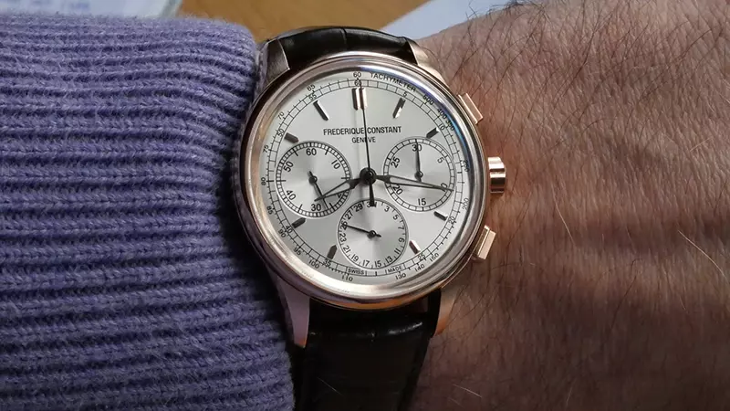Flyback Chronograph là mẫu đồng hồ được các đối tượng như phi công và các tay đua công thức 1 yêu thích