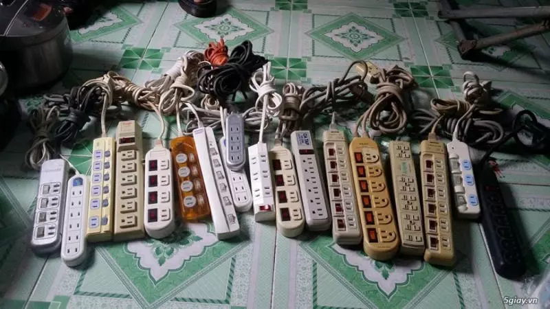 Thiết bị điện bạn đang sử dụng đã quá cũ dẫn đến bị rò điện