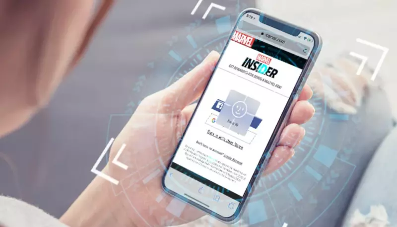 Nhấn vào biểu tượng Face ID mà không cần điền mật khẩu