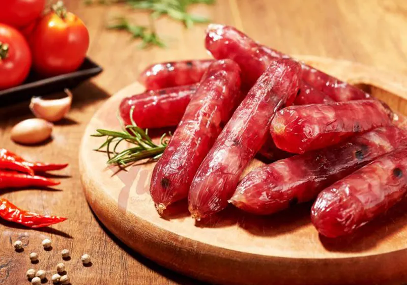 Lạp xưởng tôm là món ăn không thể thiếu ở Long An