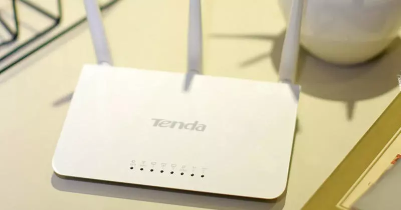 Modem là một thiết bị điều chế sóng tín hiệu tương tự để mã hóa dữ liệu số