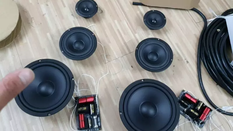 Hãy tận dụng các phân tần loa từ loa cũ để lắt đặt sang loa mới