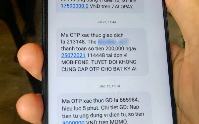 SMS Banking là dịch vụ thực hiện thông qua tin nhắn điện thoại