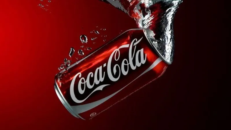 Coca-Cola là loại nước ngọt được nhiều người yêu thích, gắn bó với rất nhiều thế hệ