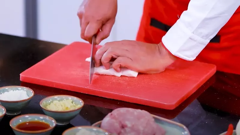 Cắt nhỏ phần mỡ