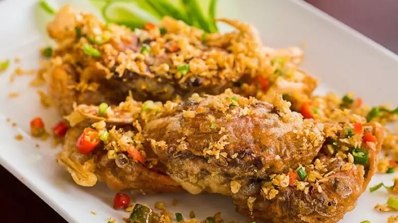 Cua cốm chiên bột