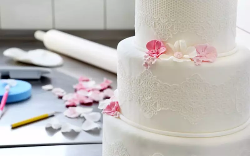 Bánh Fondant cần có sự khéo tay