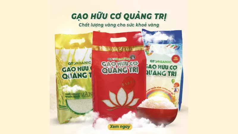 Gạo hữu cơ Quảng Trị được đóng gói trong một bao bì đơn giản.