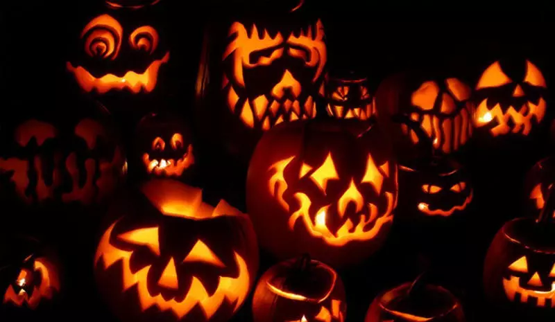 Halloween là một lễ hội truyền thống phương Tây