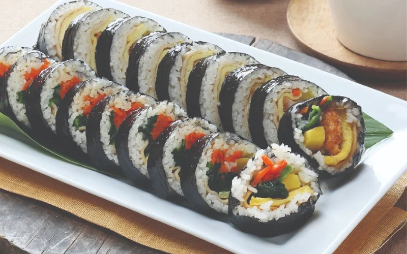 Kimbap Soegogi có nhân chính là thịt bò