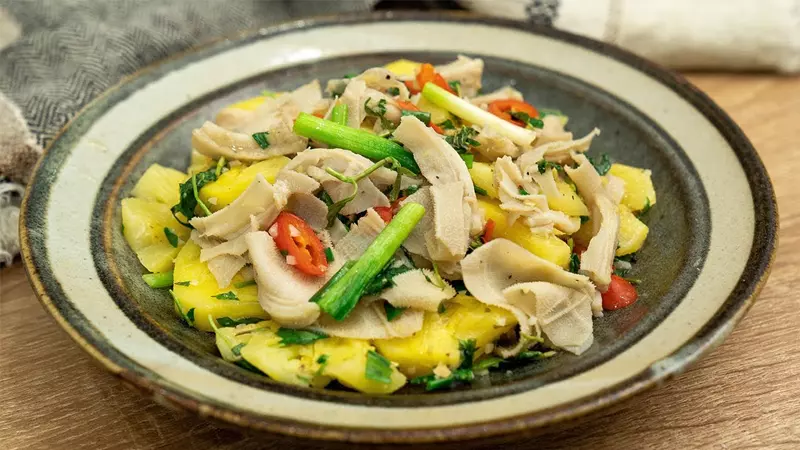 Sách bò xào là một món ngon mà bạn không thể nào bỏ qua được