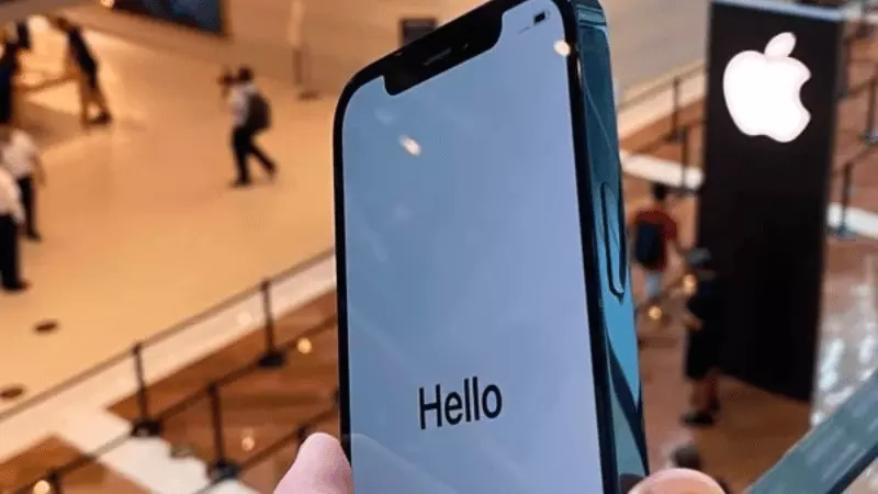 iPhone LL/A có 2 phiên bản là bản Lock và bản quốc tế có thể sử dụng sim ở mọi quốc gia