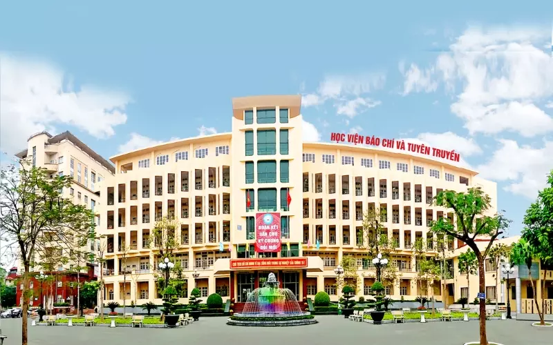 Ngành Quan hệ công chúng và Quảng cáo của Học viện Báo chí và Tuyên truyền được thành lập vào năm 2006