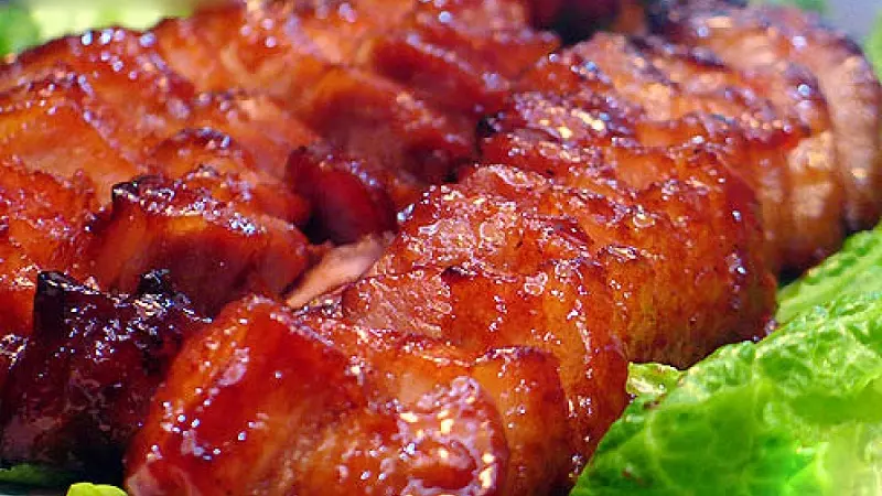 Bột ngũ vị hương là một loại gia vị đa năng phù hợp cho cả món chay và mặn